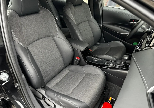 Toyota Corolla cena 111900 przebieg: 11260, rok produkcji 2022 z Łomianki małe 379
